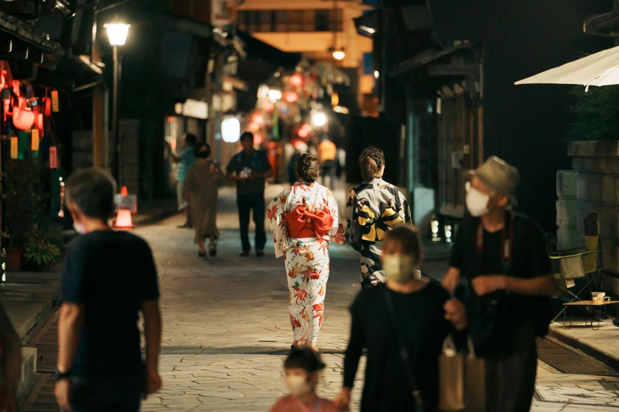 民家ホテル「金ノ三寸」 Takaoka Exterior photo